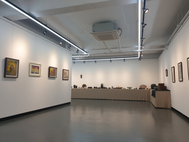 꽃. 종이. 흙 이야기