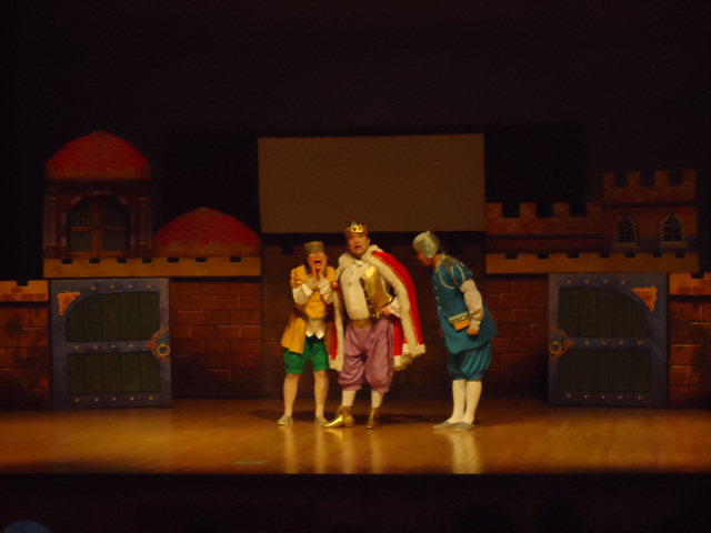 패션코믹+복합뮤지컬 New '벌거벗은 임금님